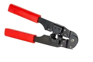 Pince à sertir Ethernet RJ45