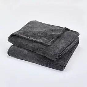 Plaid effet fourrure Takeo gris l.160 x L.200cm GoodHome
