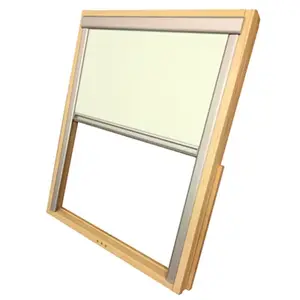 Store occultant beige pour fenêtre de toit - H. 98 x l. 78 cm