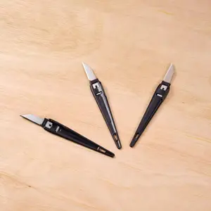 Lot de 3 couteaux de modélisme jetables ''scalpels'' 10 mm (kn21)