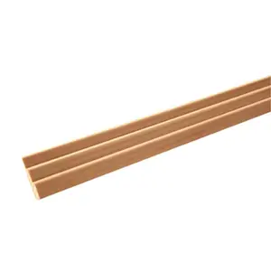 Chambranle en pin 2,40 m - section 9 x 38 mm