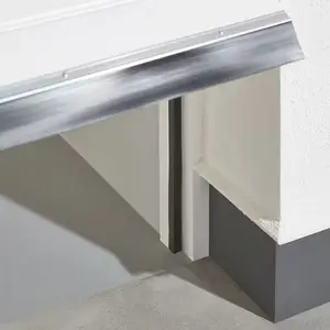 Joint mousse pour garage - l. 6,5 m x Ép. 17 mm