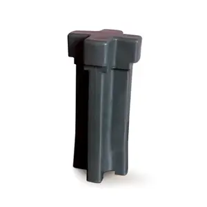 Cale de frappe pour poteau à planter