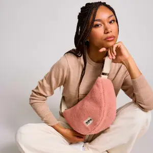 Sac banane Andrea Teddy Rose poudrée