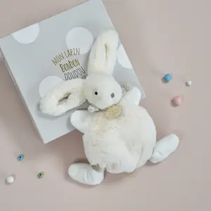 Coffret doudou plat gris Mon tout petit Lapin Bonbon (26 cm)