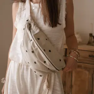 Sac banane cœur sable