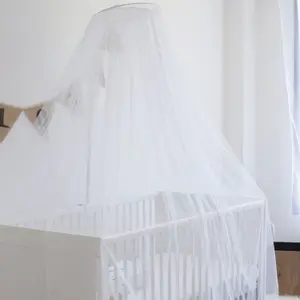 Ciel de lit moustiquaire avec flèche