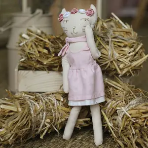 Poupée souple chat Rose (20 cm)
