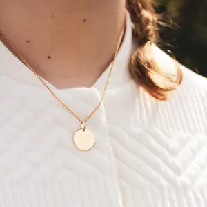 Collier chaîne médaille Bélier personnalisable (plaqué or)