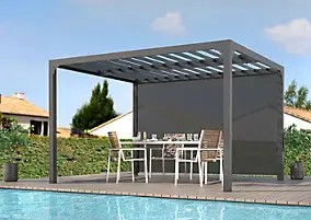 Pergola bioclimatique autoportante Habrita aluminium 3,6 x 3 m gris anthracite + rideau manuel côté 3,6 m