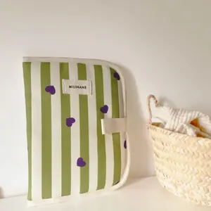 Protège carnet de santé Edgar Stripe &amp; Love