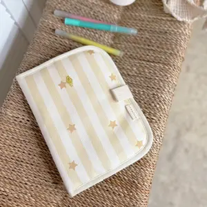 Protège carnet de santé Edgar Popcorn