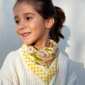 Petit foulard Oscar Pivoine Jaune (50 x 50 cm)