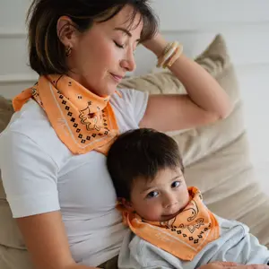 Petit foulard Oscar Bandana Pêche (55 x 55 cm)