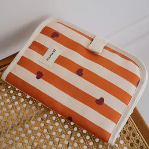 Protège carnet de santé Edgar Caramel