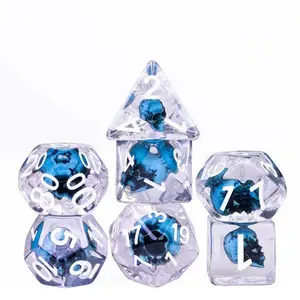 Lot de 7 dés résine gamme Insert en boite - Crâne bleu - Epic Forge