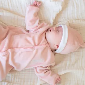 Pyjama en velours rose Sophie la girafe (3 mois)
