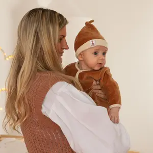 Bonnet de naissance en velours camel Sophie la girafe (0-1 mois)