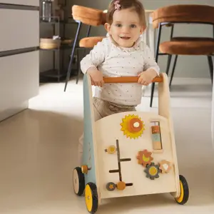 Chariot de marche en bois