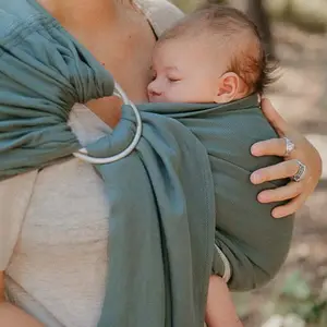 Echarpe de portage Sling sans noeud tissé en coton bio vert eucalyptus