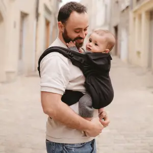 Porte bébé préformé Néo Noir V3