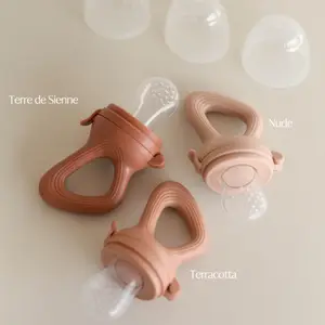 Sucette grignoteuse terracotta avec 4 embouts