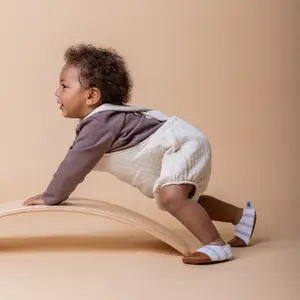 Chaussons tout-terrain Les Petits Marins Camel (pointures 21-23)