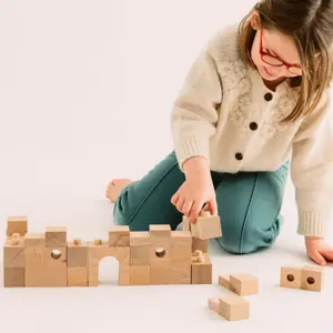 Blocs de construction en bois FSC Brick A Block Starter (24 pièces)