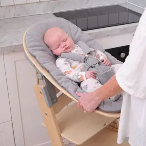 Chaise haute évolutive Nala Naturel avec set nouveau-né