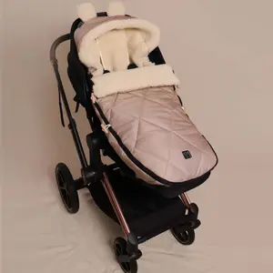 Chancelière capuche souris en laine sable (6-36 mois)