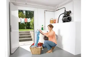Pompe automatique 600W avec réservoir pressurisé 19L