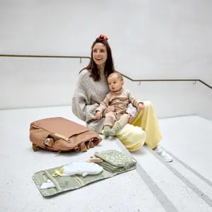 Sac à dos à langer Outdoor Rolltop amande