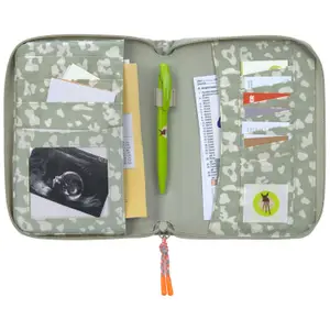 Protège carnet de santé Leo kaki clair