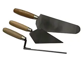 Truelle vendue par 3 en acier manche en bois