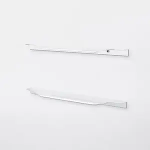 Lot de 2 poignées anodisé effet chromé brossé "Andali" L 29,7 cm