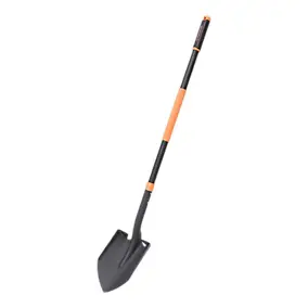 Pelle pointue avec manche composite Magnusson