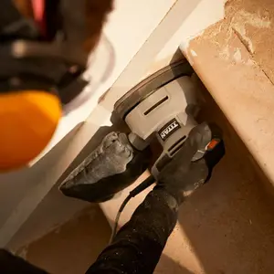Ponceuse de finition triangulaire 160 W