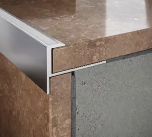 Nez de marche aluminium plat 2,50 m x 11 mm