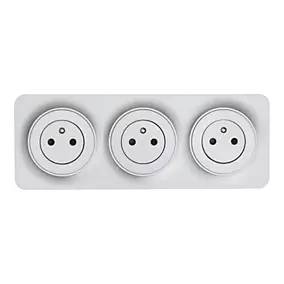 Triple prise avec terre prêt câblée Jacobsen Espen aluminium composable