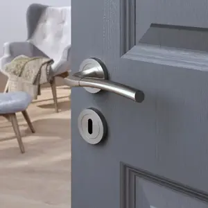 Rosace "Oric" avec trou pour clé - Effet inox