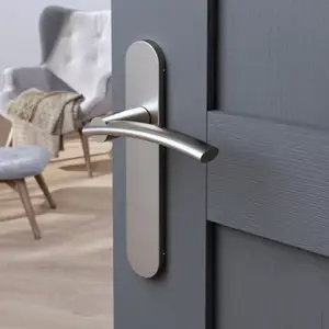 Poignée de porte "Lyderic" sans trou - Entraxe 195 mm