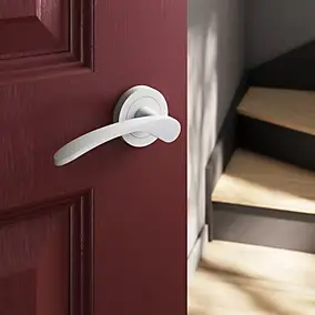 Ensemble poignée sur rosace rond à visser GoodHome Beare mat blanc Ø50mm