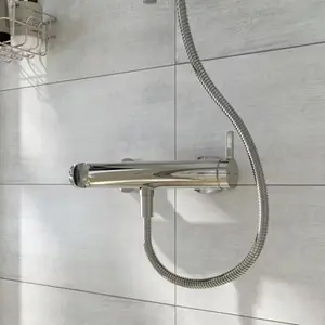 Mitigeur de douche ODALIA chromé montage mural ½, cartouche céramique 35 mm