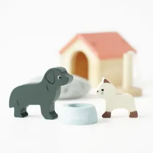 Animaux domestiques chien et chat pour maison de poupée en bois FSC