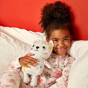 Ours en Peluche à colorier lavable et réutilisable Artie avec 10 feutres (25 cm)