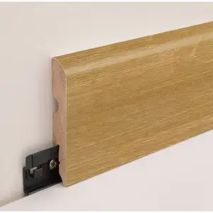 Plinthe à clipser "Ciana" mat effet bois L. 220 x H. 8 cm x Ép. 13 mm