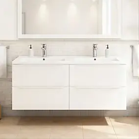 Meuble vasque suspendu blanc mat l.120 cm Imandra + plan double vasque blanc céramique Nira, GoodHome