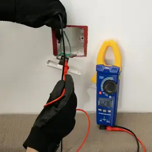 Pince ampèremétrique compacte 400A CA