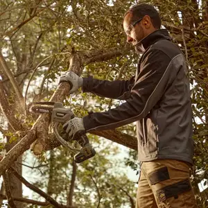 Scie de jardin sans fil 18 V guide-chaîne 15 cm