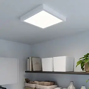 Plafonnier carré blanc LED integrée Hestia blanc neutre L.30 x l.30cm IP20 1800lm 17W GoodHome
